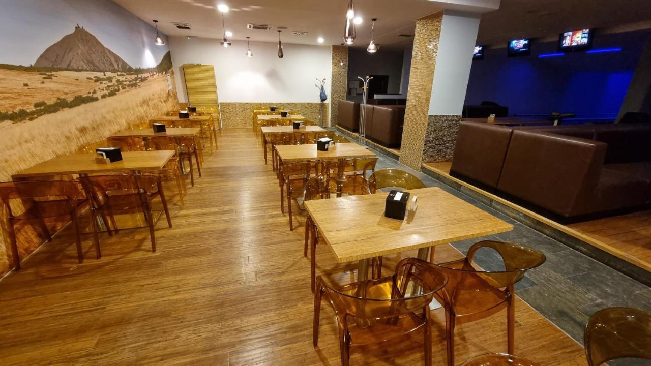 Motel Olympland トルトノフ エクステリア 写真